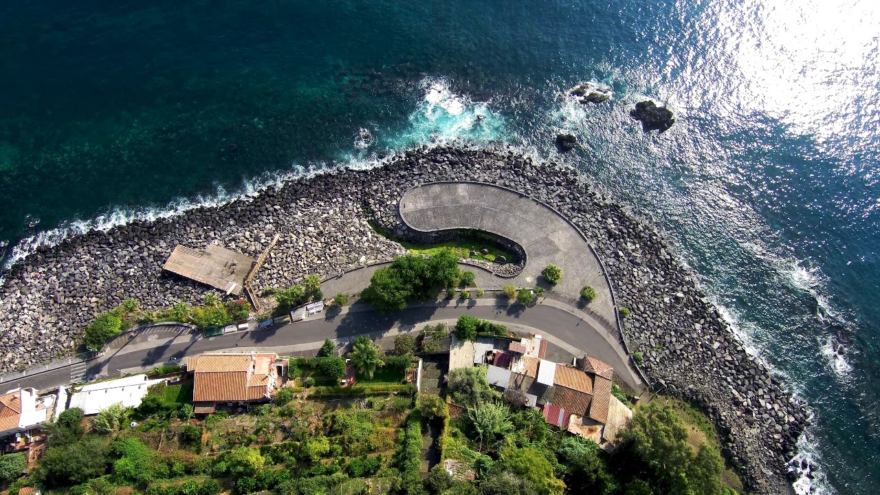 Acireale, Santa Maria la Scala, la Fortezza del Tocco, Il Mulino.