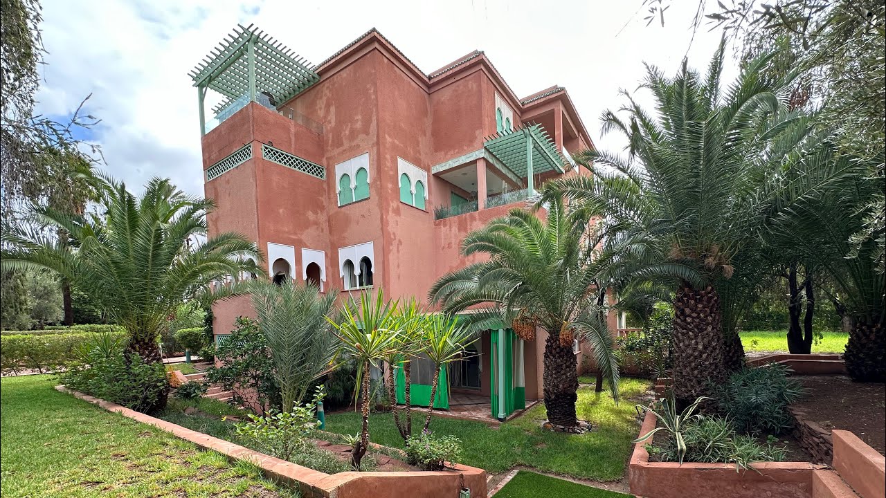 Duplex meublé lux 3ch 3 salon jardin privé piscine palmeraie 17 000 DH 📞06 61 26 90 42 / 0661183736