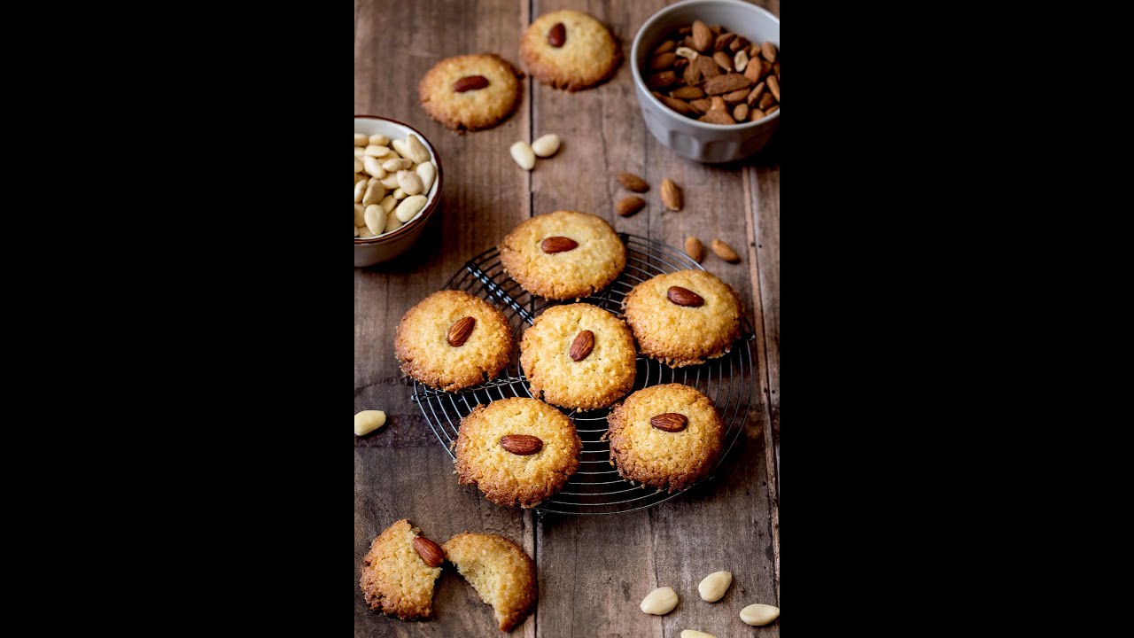Biscotti alle mandorle con strutto