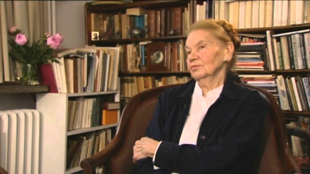 Julia Hartwig
