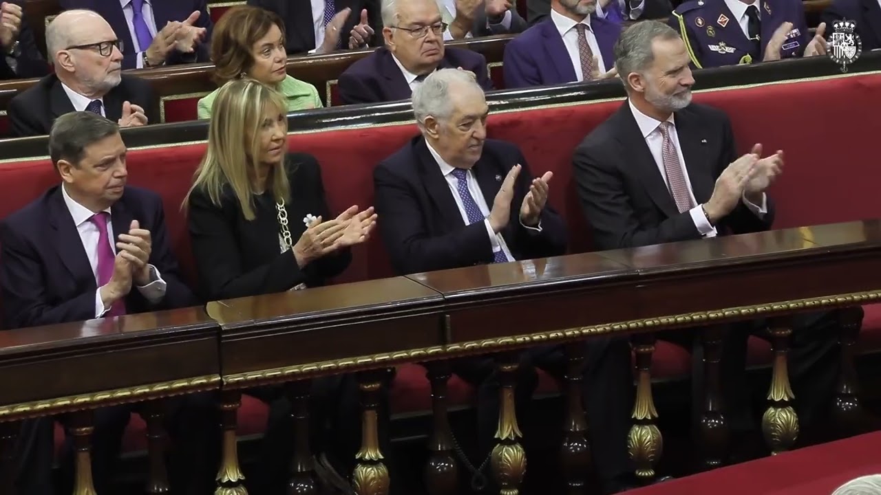 S.M. el Rey asiste a la presentación del libro “El Rey”, de Manuel García-Pelayo