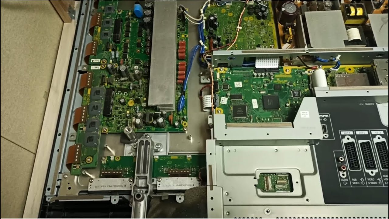 Ремонт телевизора Panasonic TH-37PA60R