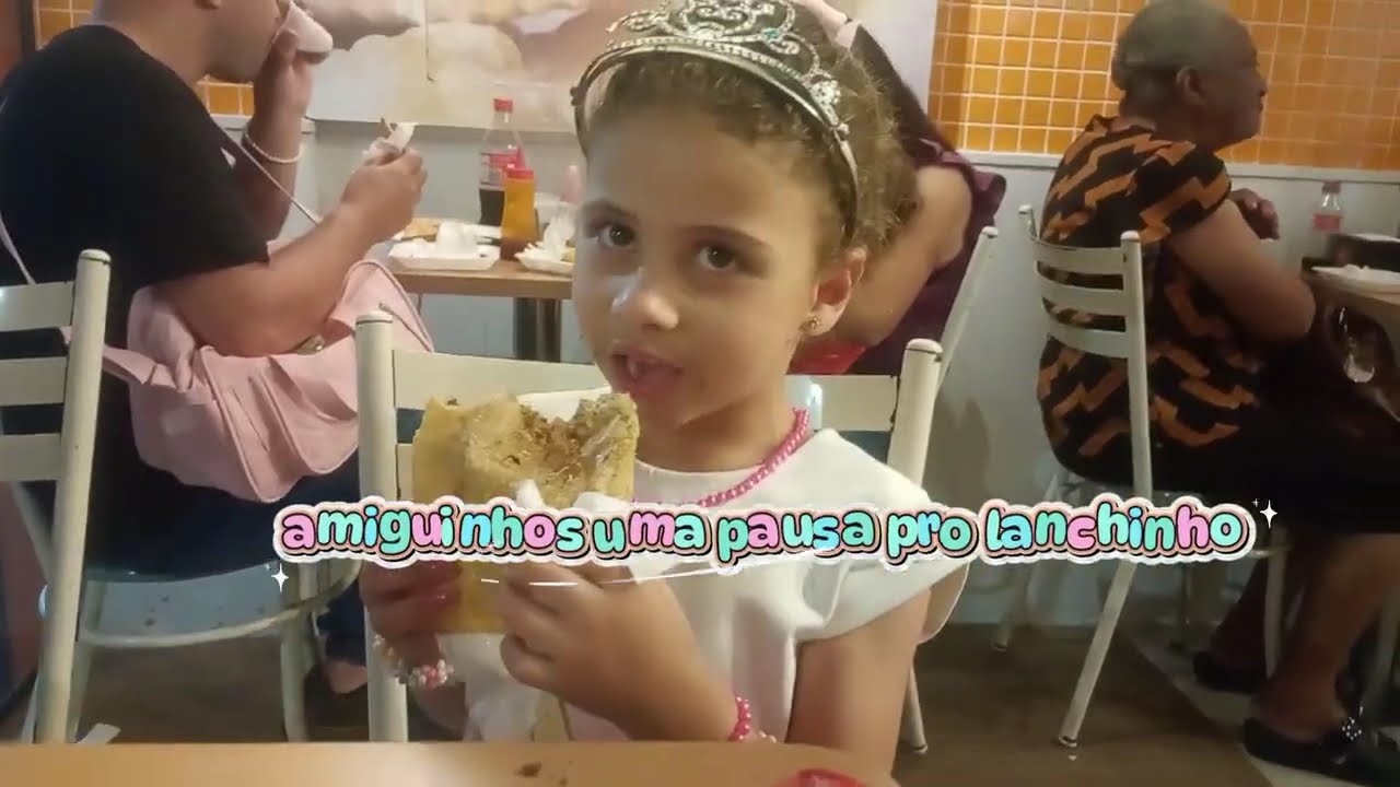 Encontrei maior árvore de Natal do mundo #brincadeiras #comoserfeliz #passeiosdivertidos 