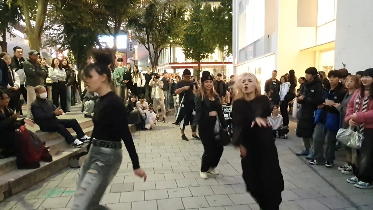 [STREET ARTIST] BLACK MIST. WITH GUEST. HONGDAE BUSKING. 231022.