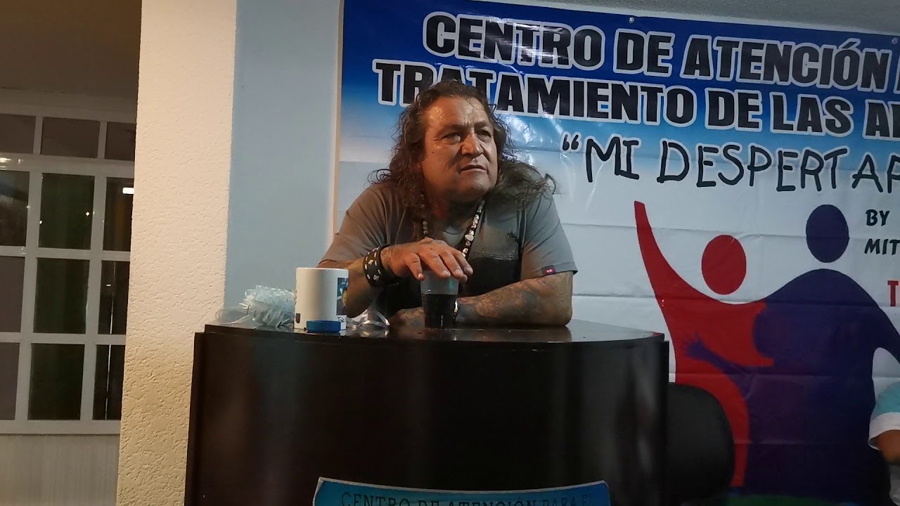 PONCHO EL GRE&Ntilde;AS PRIMER ANIVERSARIO CL&Iacute;NICA MI DESPERTAR TEMA LOS 2 DISCIPLINARIOS.