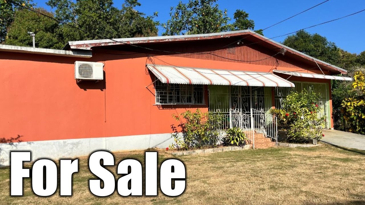 4 Bedrooms 2 Bathrooms House For Sale at Retirement Road, Santa Cruz, St Elizabeth, Jamaica
