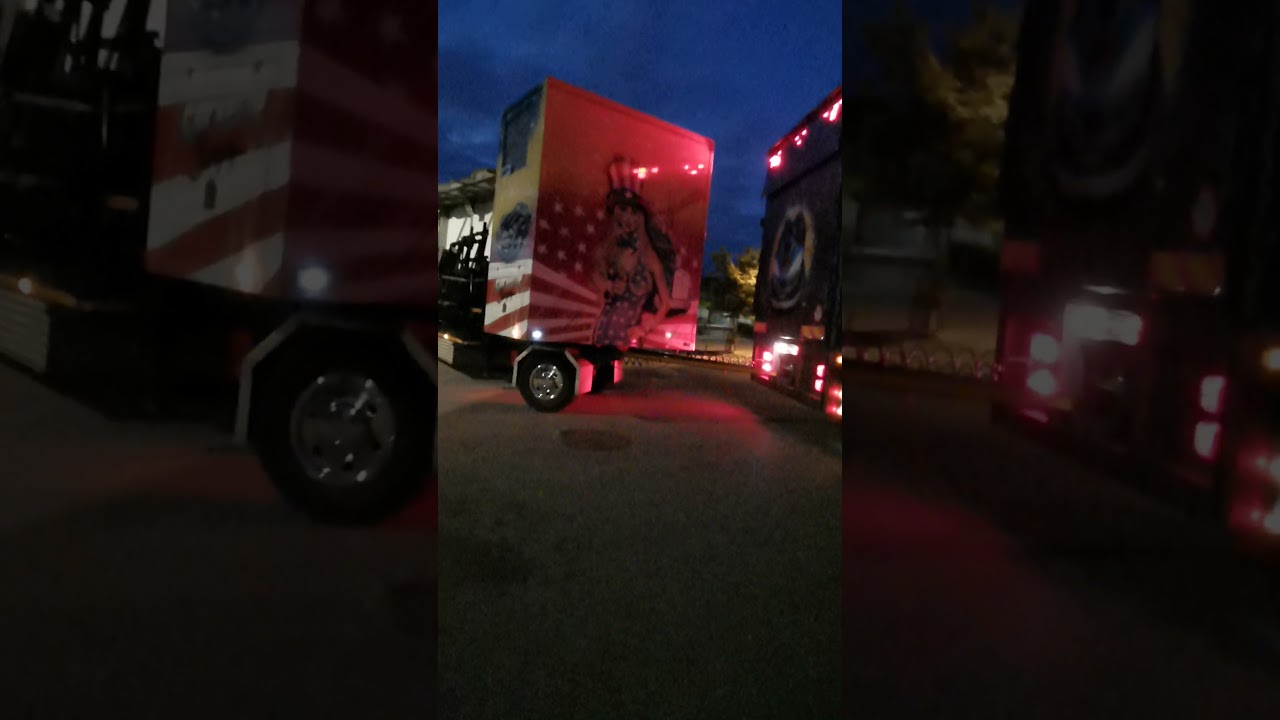 Rock-A-Bidule on the road
