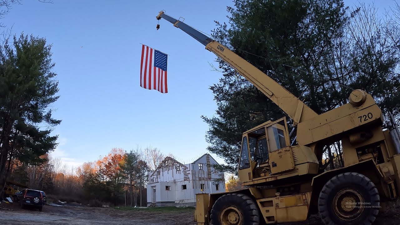 Buying and fixing a bigger crane : 1978 Clark 720