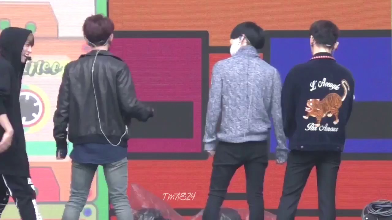 Taemin with hyungs cute moment before 1of1 rehearsal
