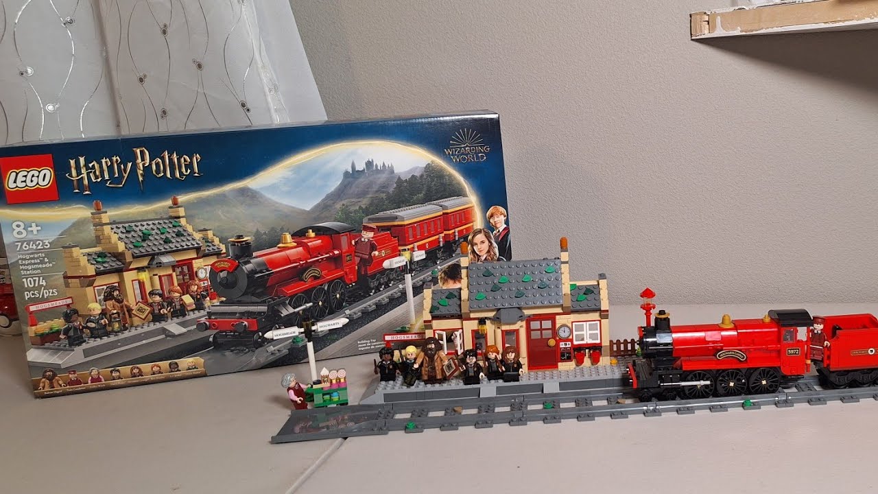 LEGO Hogwarts Express Train Set with Hogsmeade Station 76423