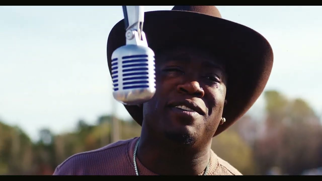 Anthony Q - Still Here (Live Performance) by @CameraGawd