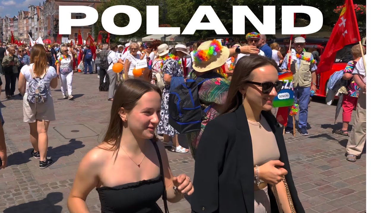 Magnificent Medieval City of EUROPE - Gdańsk Poland • 4K HDR Walking Tour