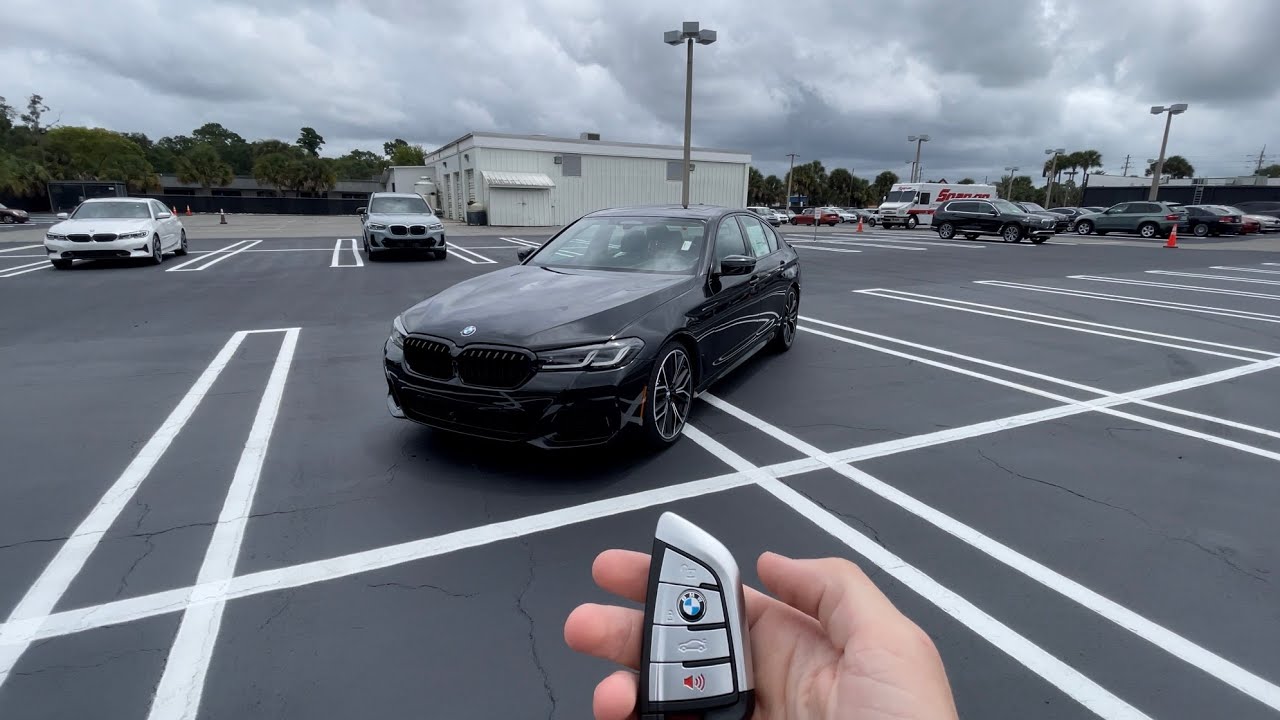 Обзор и полный тур BMW M550i 2022 года
