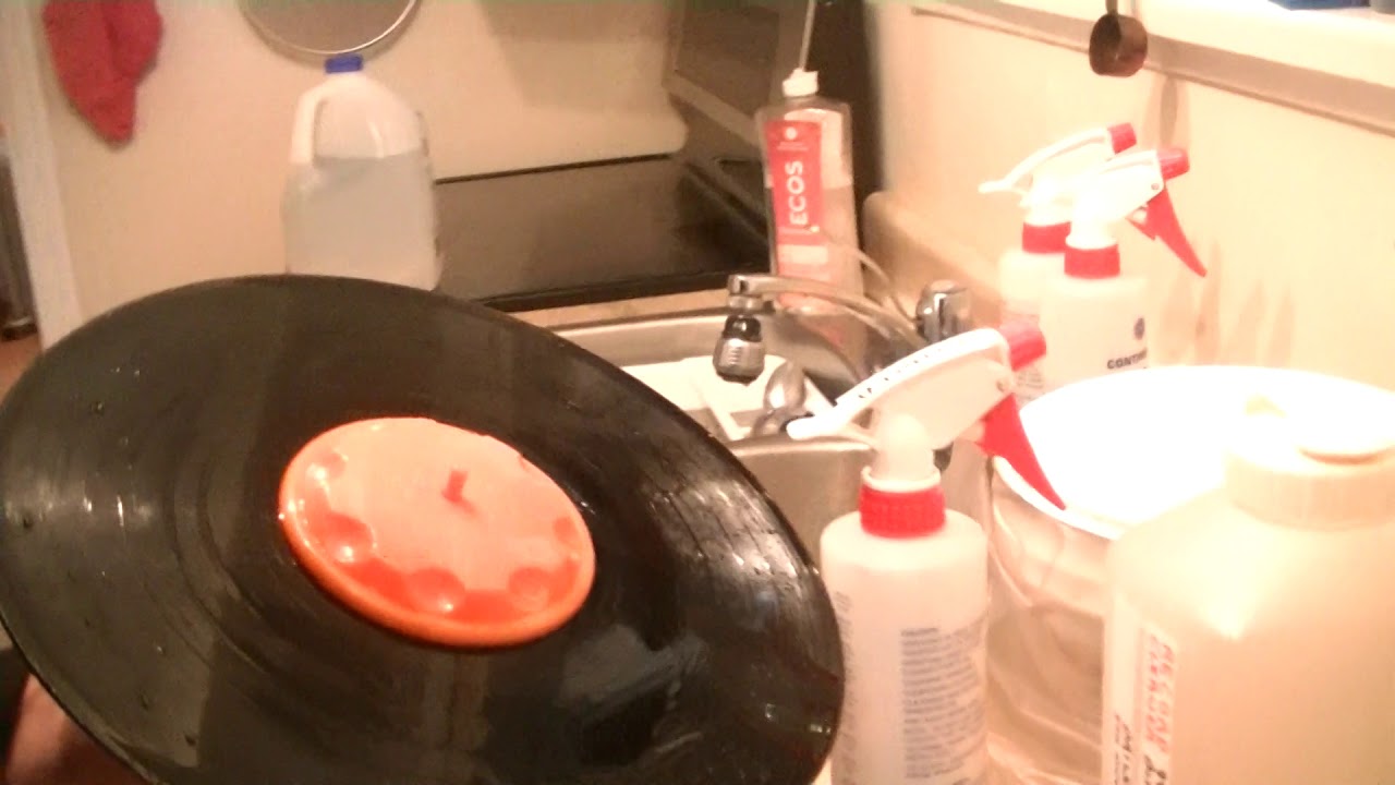 Vinyl Record Cleaning with Vinyl Styl Machine