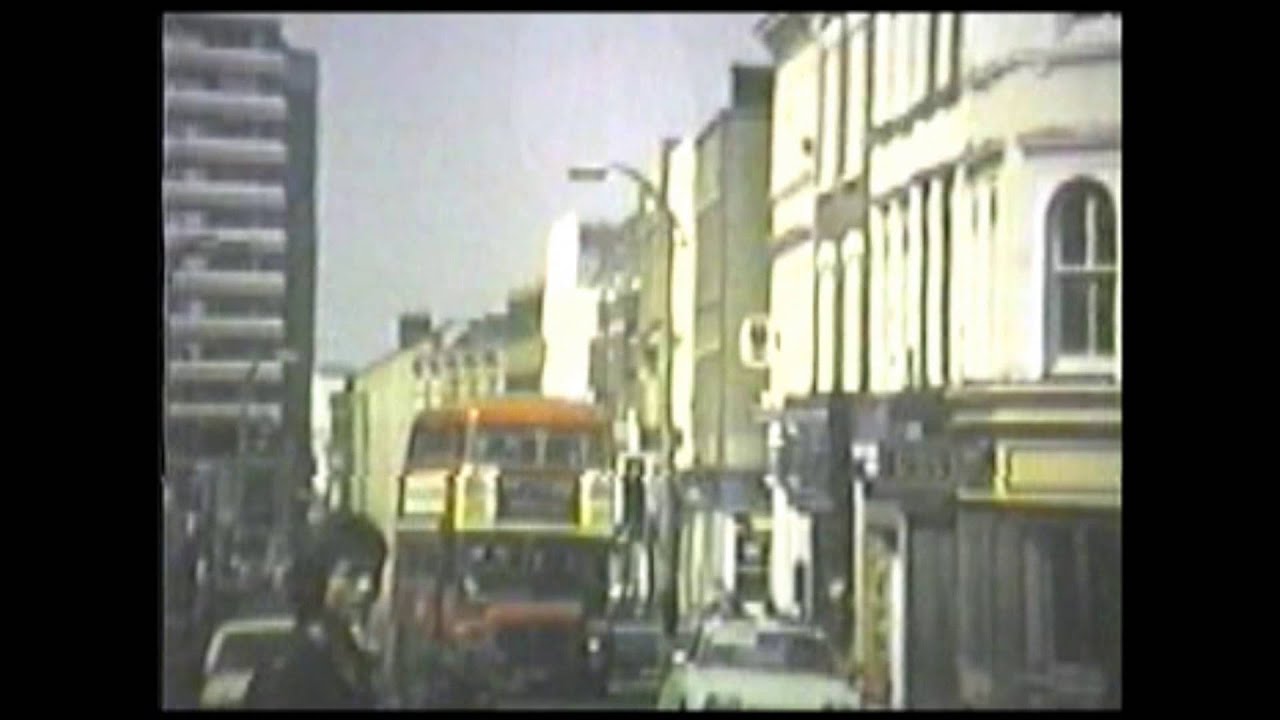BUSES OPERATING IN SUTTON (SURREY) HIGH STREET BEFORE PEDESTRIANISATION