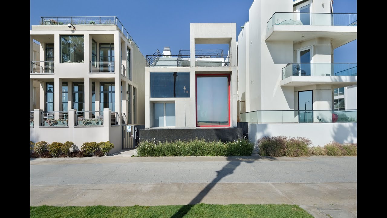 2315 Ocean Front Walk, Venice, CA 90291 - 