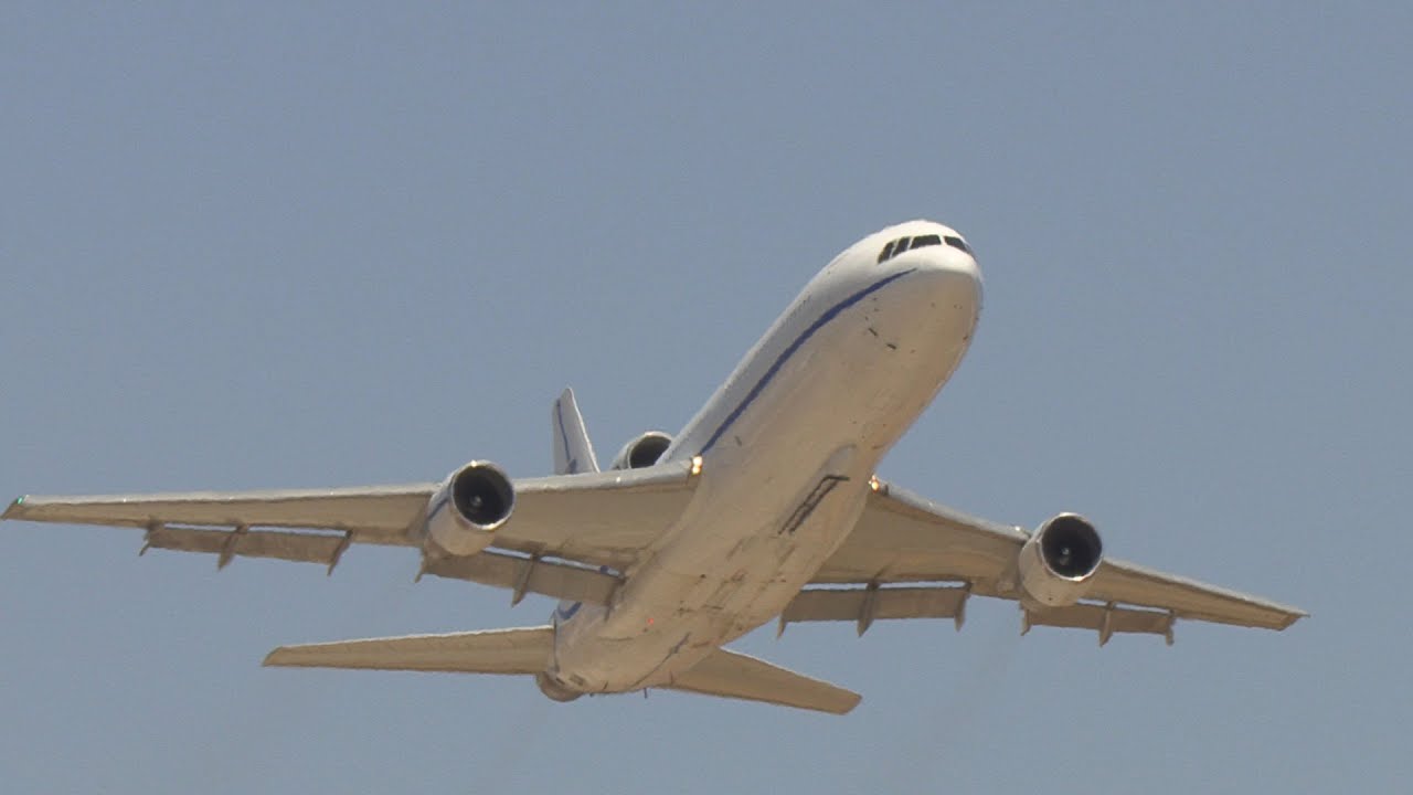 Lockheed L-1011 Tristar Takeoff [N140SC Stargazer] & Bonus 727-200F Takeoff