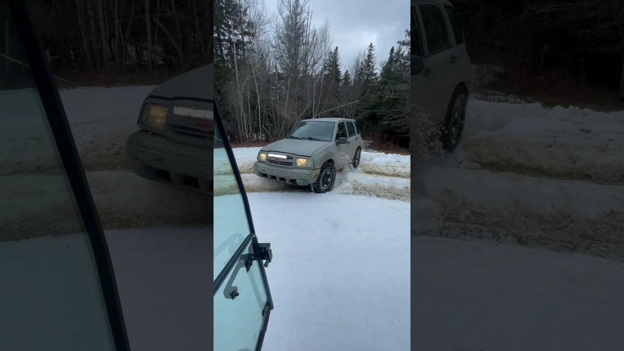 Chevy tracker snow wheeling #automobile #offroad #4wd #snow #tracker #chevy #fyp #spinning