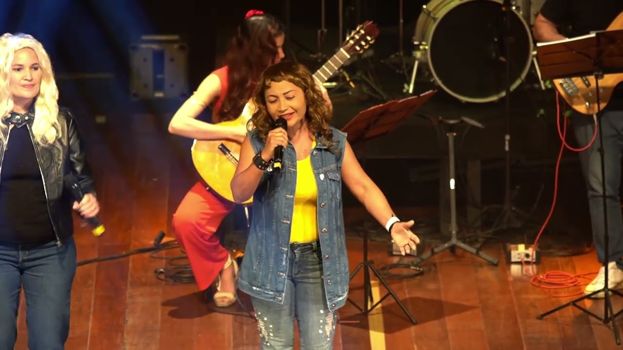 03   ESTAÇÃO TROPICÁLIA E MPB