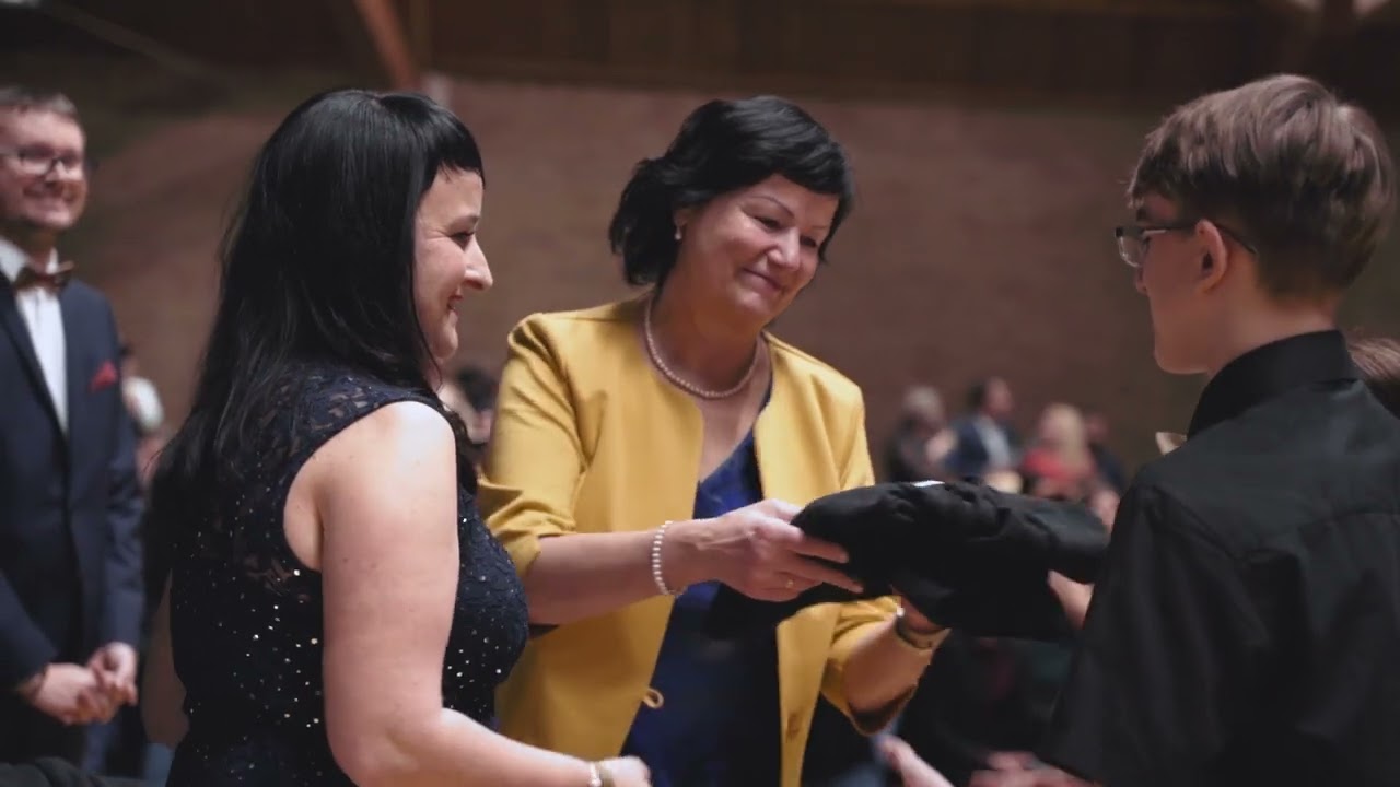 Ples ZŠ   Polonéza  2023