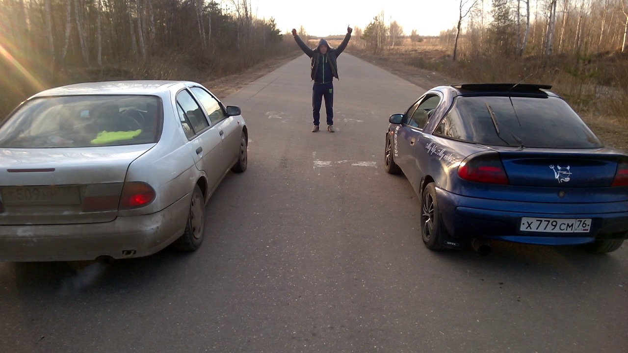 Opel Tigra 1.4 vs Nissan Almera 1.8