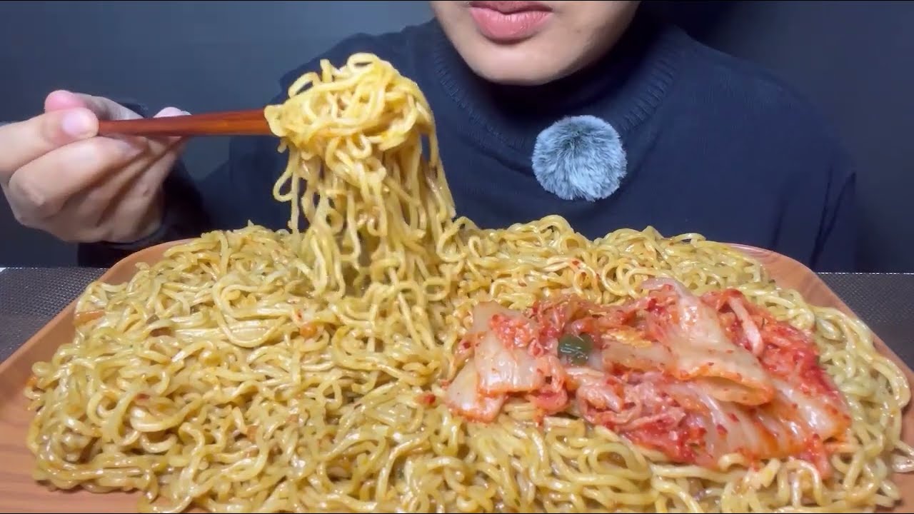 EATING SPICY INDOMIE NOODLES | ASMR EATING