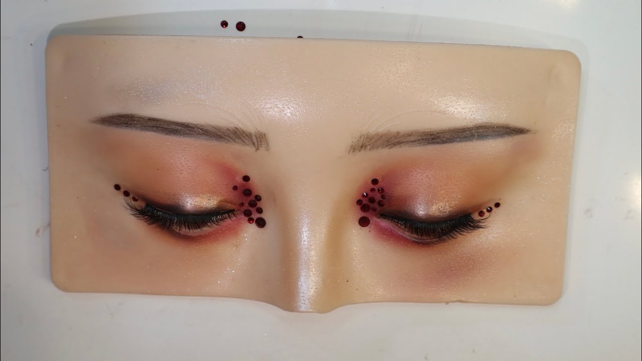 MAQUILLAJE INSPIRADO EN EL OTOÑO 🍁