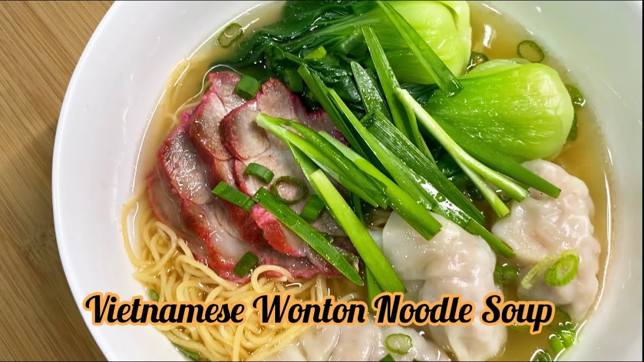 Instant Pot Mi Hoanh Thanh - Vietnamese Wonton Noodle Soup