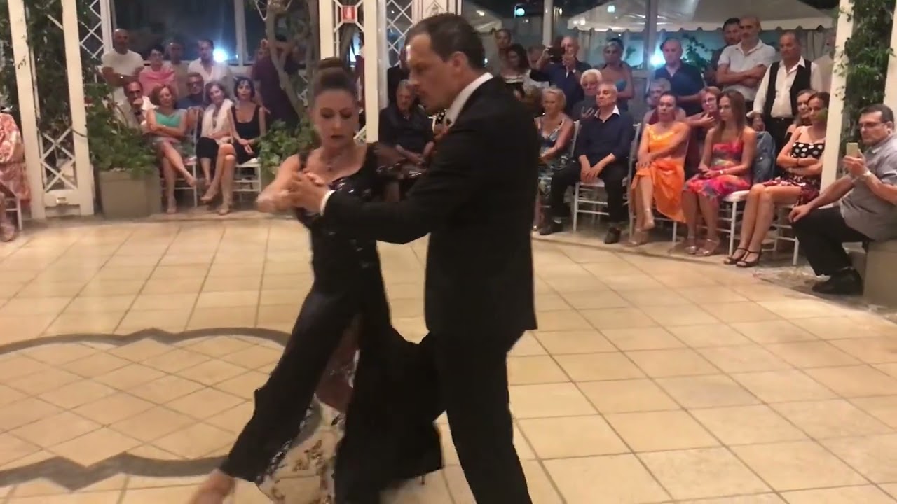Edwin Olarte y Vittoria Franchina  16° Tango Festival vacanze in Puglia 2022