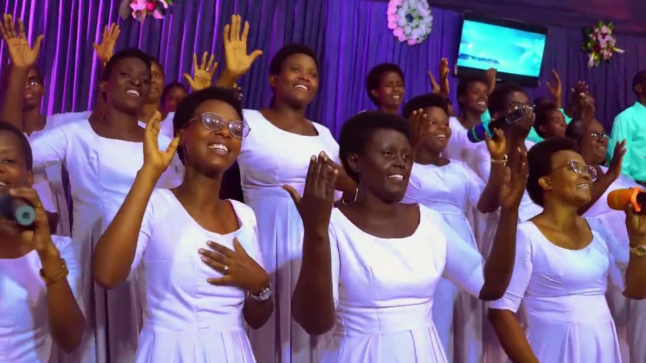 Chorale Maranatha Pentecote KIRUNDO baturirimbiye neza