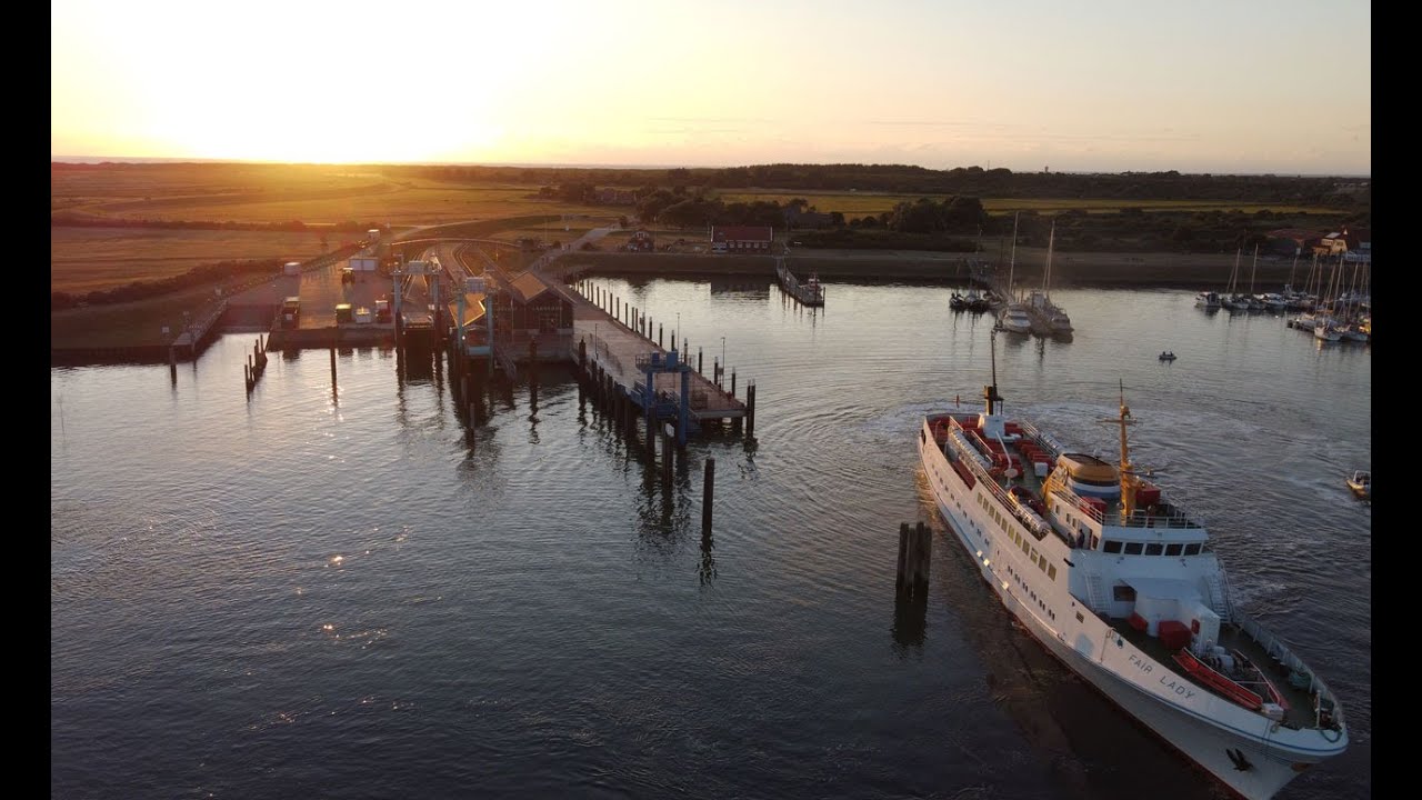 FAIR LADY im Langeooger Hafen im August 2022