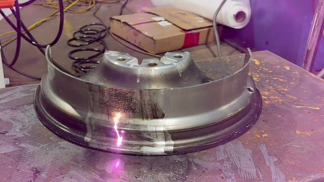 LCRR 1500 - 1500W Fiber Laser Cleaner Demo
