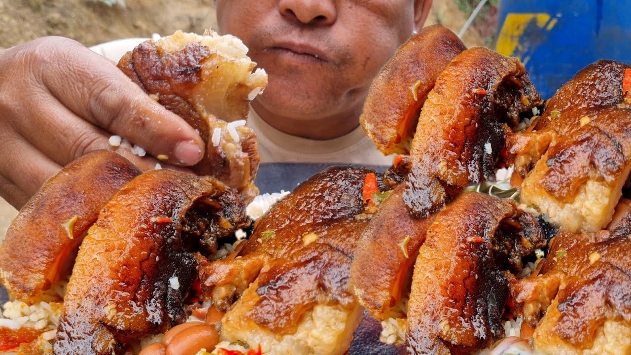 Wow Famous pork skin cook and eat&michinga patta||@khipsvlog3739...