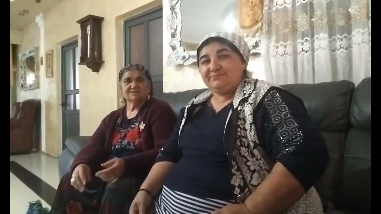 BUNICUȚA : ÎN VIZITĂ LA MARIA ! 