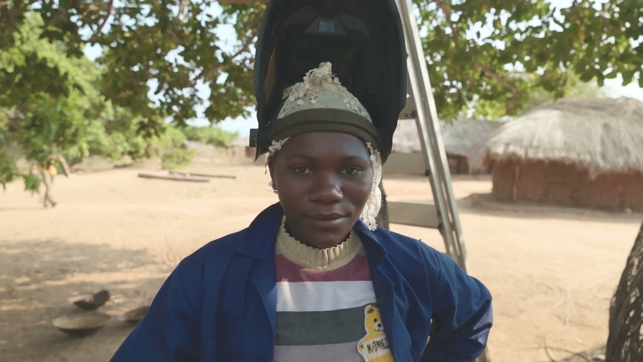 Elephant Madala Vaku Niassa Niassa Reserve Mozambique YAO Crochet Project & Fundacao Lugenda- ENG