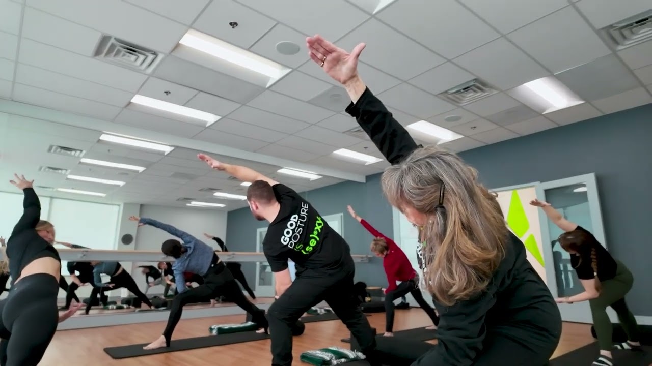 Ryan Learns about (se) Studio Yoga! | Ryan Smetzer Checks Out Structural Elements Hagerstown