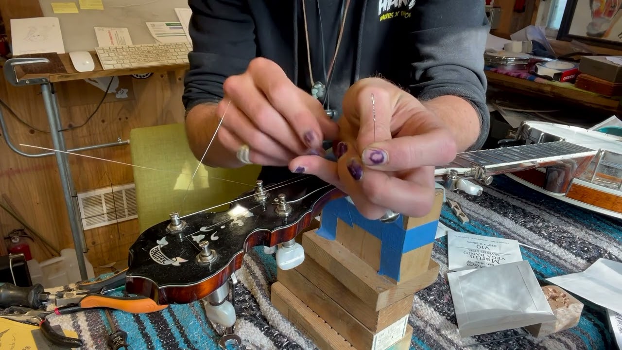 Changing Banjo Strings - Cloverlick Banjo Shop