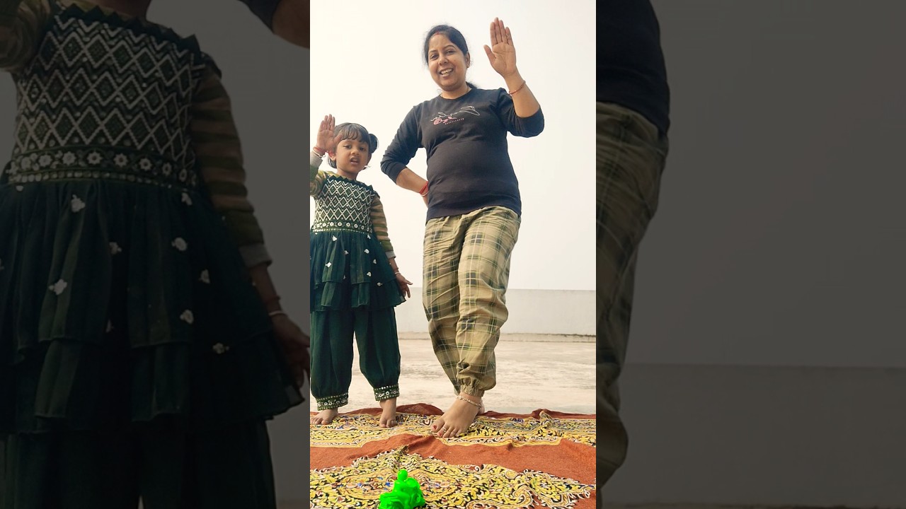 Teri Yaadon Ki Chadar Odhe 💔 | Maa-Beti Emotional Dance 😭 | Heart Touching Moments 🚀 