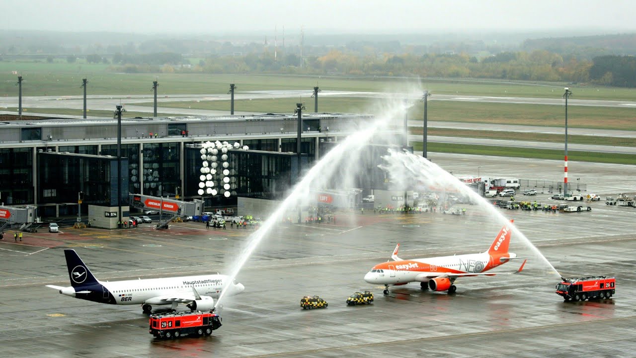 BER: Flughafen-Eröffnung mit Hindernissen | AFP