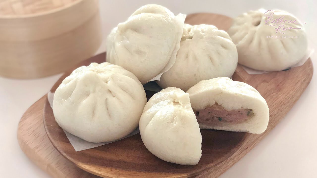 Steamed Meat Buns /Sang Yoke Pau  生肉包/鲜肉包