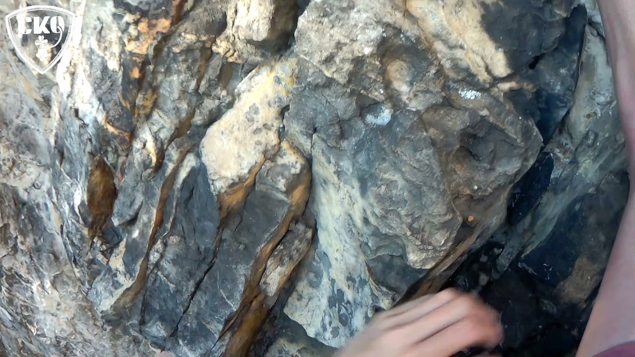 Lezení na písku : Sušky : Květová věž - Koutová cesta