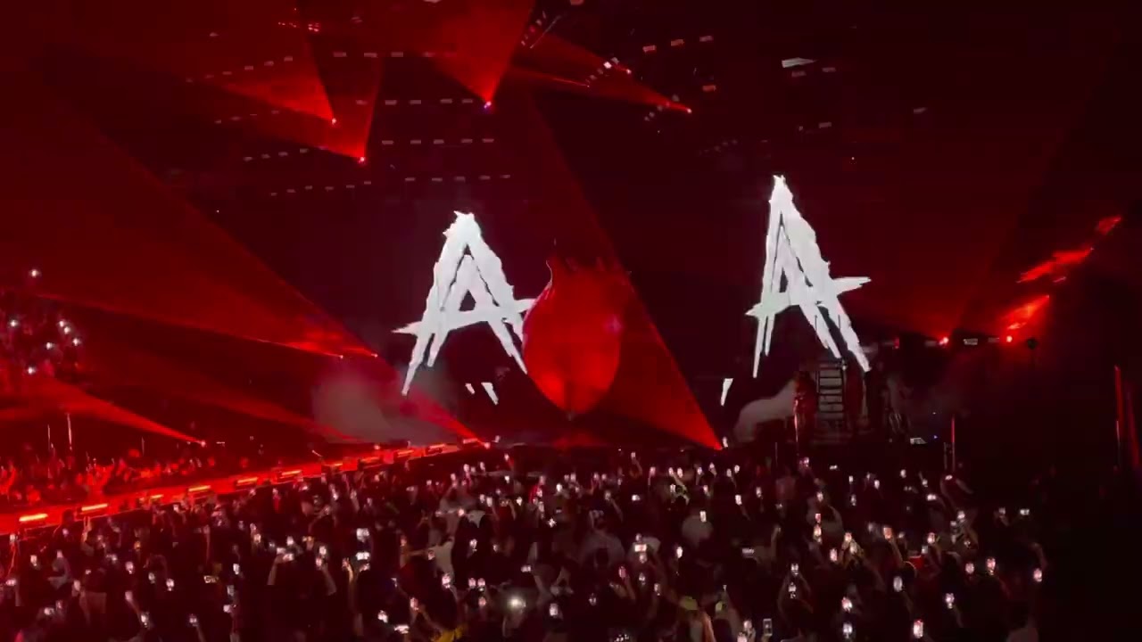 Anuel AA - Amanece (En Vivo 2023 KIA Forum Inglewood, CA)