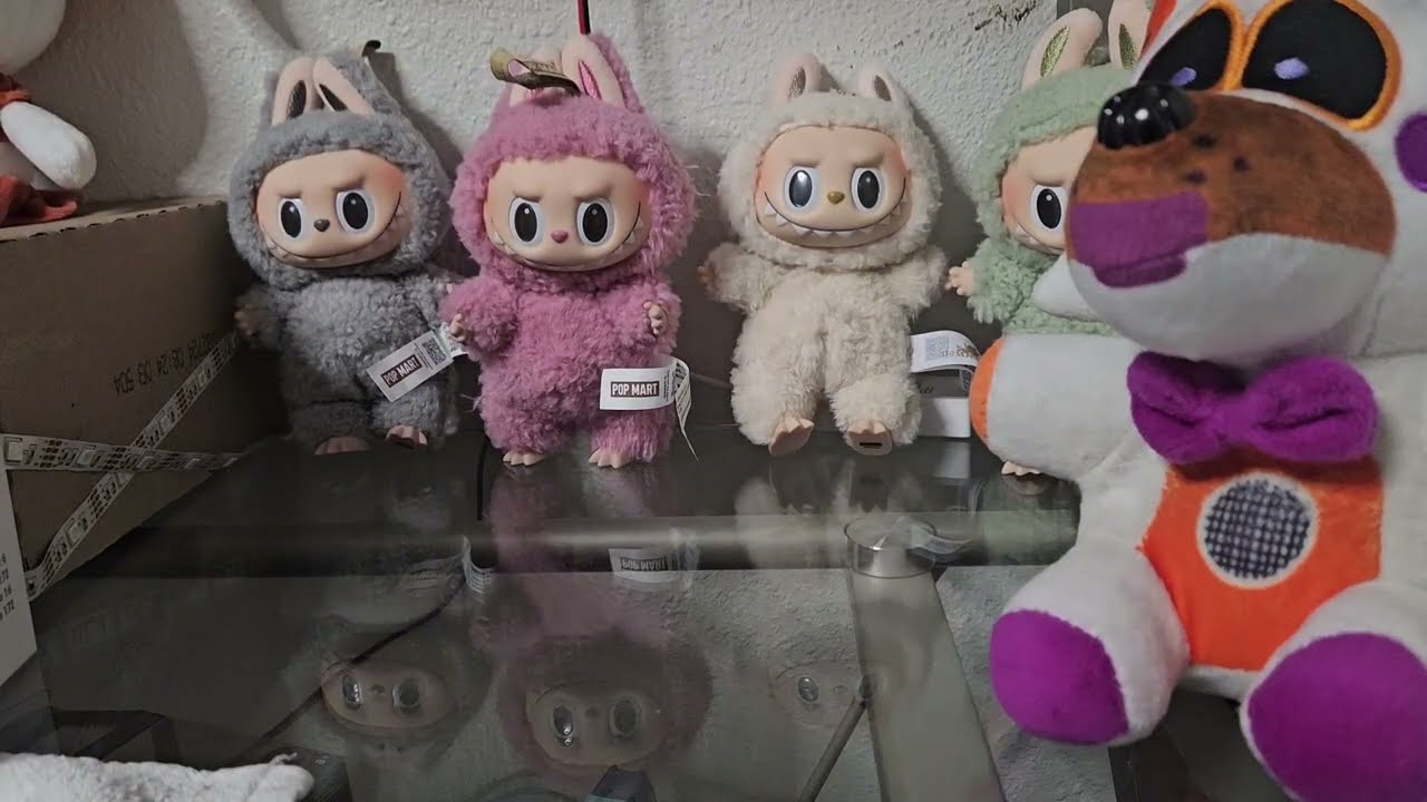 Shadow Lefty opens new Labubu's