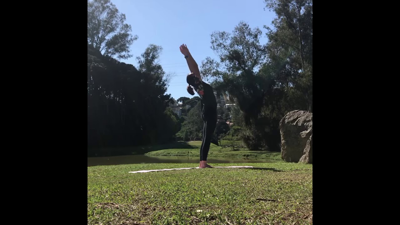 Sauda&ccedil;&atilde;o ao Sol b&aacute;sica - Kundalini Yoga
