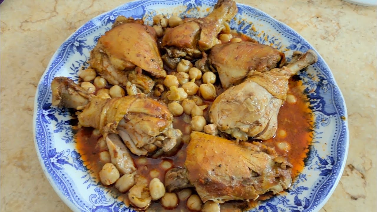 شاركتكم فطورنا لأول يوم رمضان شربة فريك شطيطحة دجاج مطلوع بوراك بالتونة