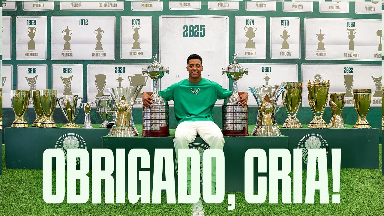 VANDERLAN RECEBE HOMENAGEM EM SUA DESPEDIDA DO PALMEIRAS
