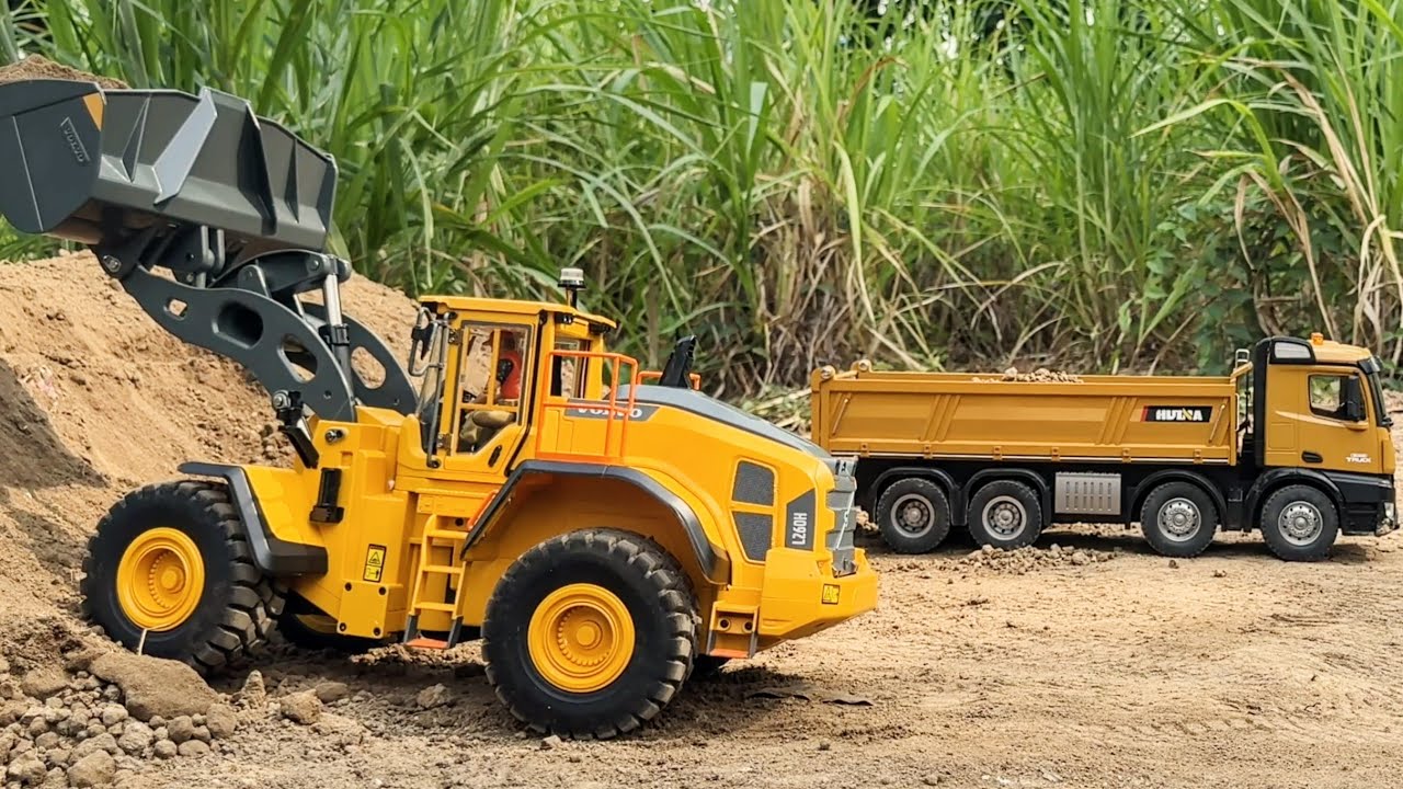 Awesome RC Construction - RC Wheel Loader Volvo L260H, Dump truck Huina 1536 & 1582
