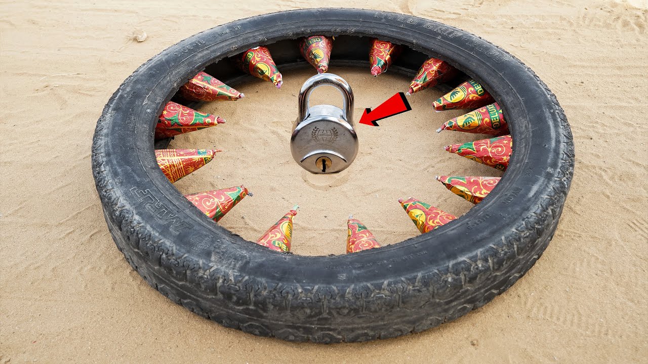 Will The Lock Open...? Many Fireworks Vs Lock | 🔥3000&deg;C