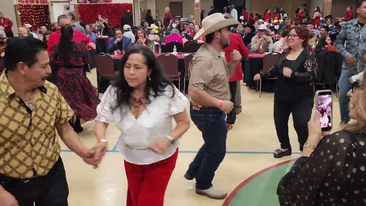 DIFRUTANDO DE LA FIESTA DE SANVALENTIN