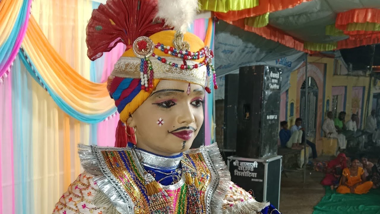  live! कथा का दूसरा दिन गांव गुनावद कॉमेडी से भरपूर वीडियो एक बार जरूर देखें
